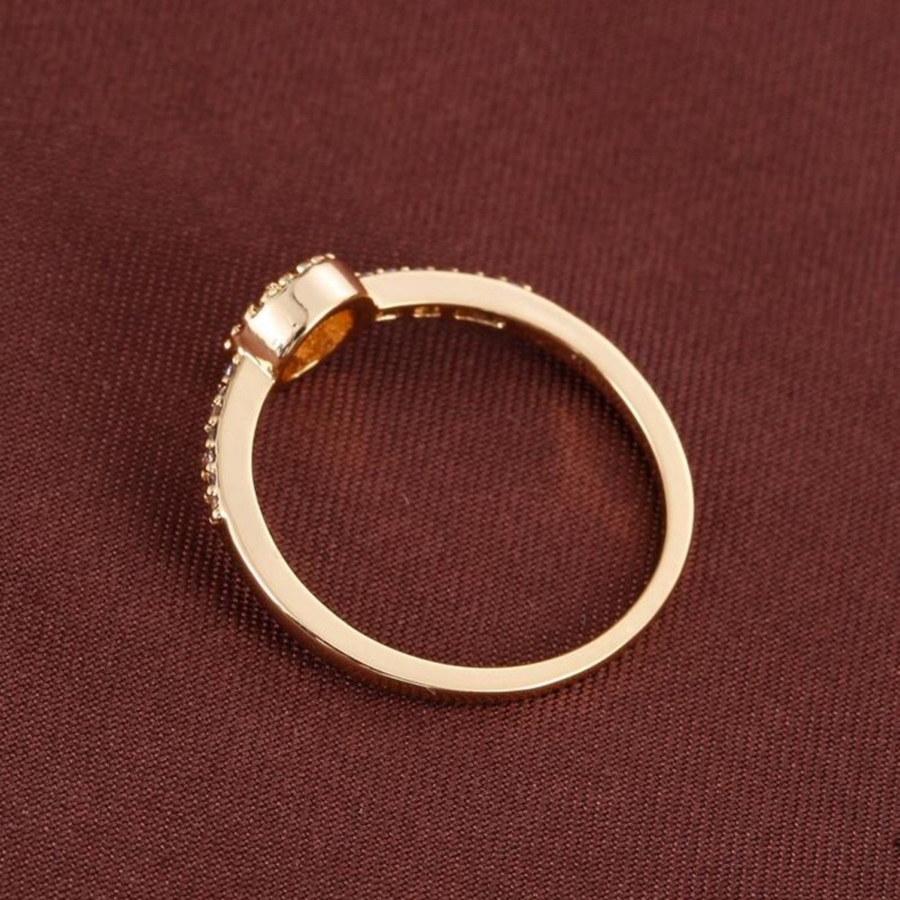 *Set for Buy Now* Adorable Zirconia Ring - Picture 2 of 2